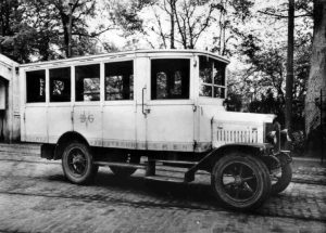 100 Jahre Linienbusbetrieb erster Bus aus dem Jahr 1924